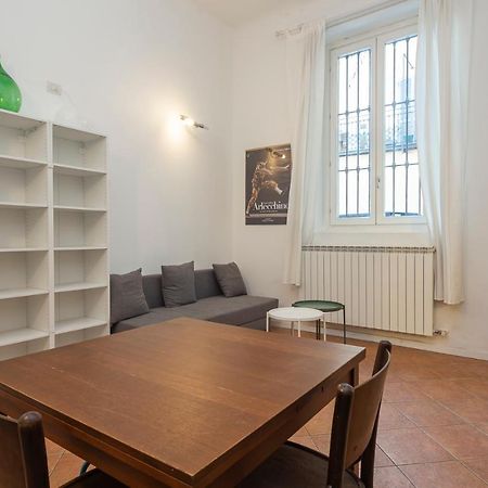 Flat In Isola De Castillia 22 Milan Luaran gambar
