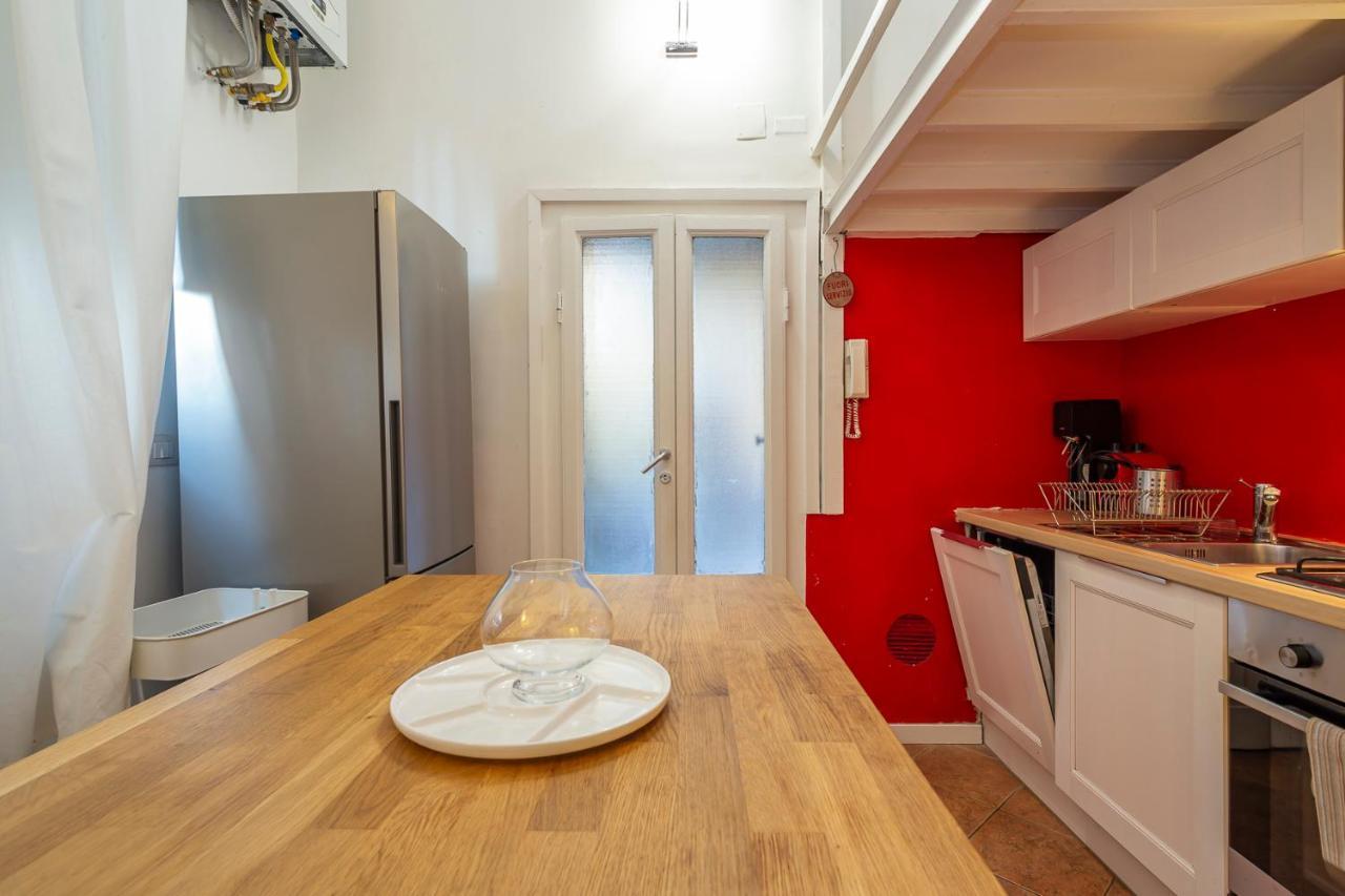 Flat In Isola De Castillia 22 Milan Luaran gambar